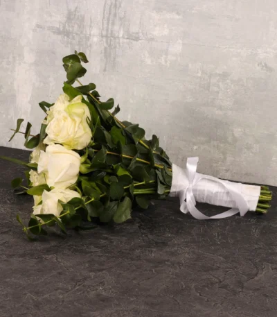 White Roses Best Night