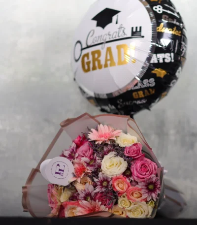 Congrats Grad Bouquet