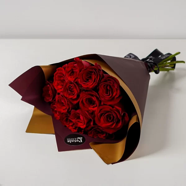 Red Romance Flower Bouquet