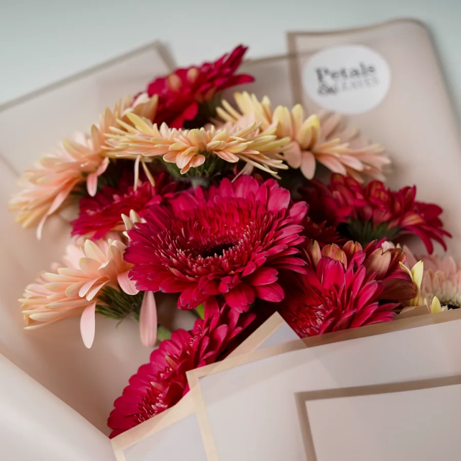 Pink Kiss Flower Bouquet